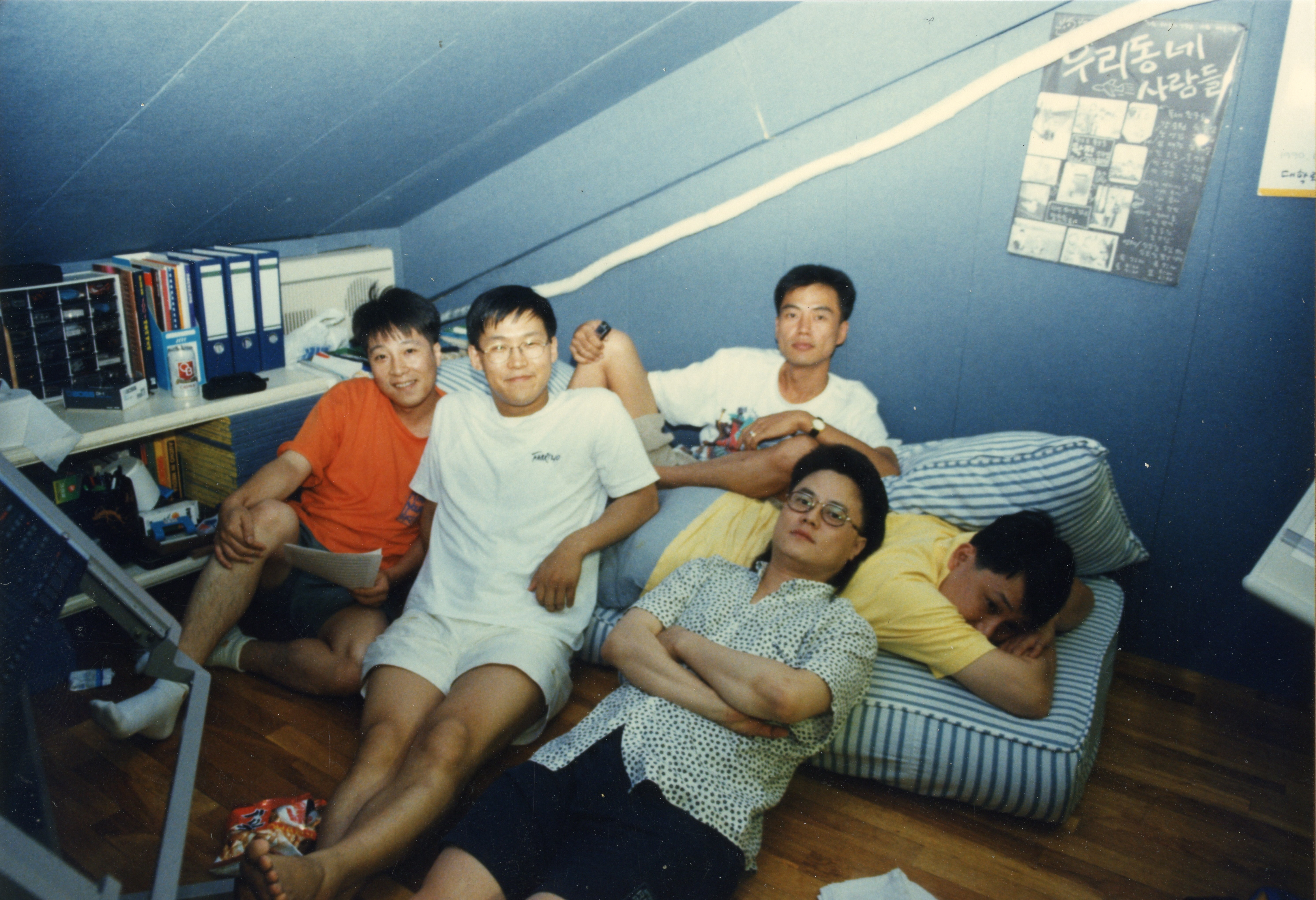 1993년 동물원 5집 녹음작업 사진 2.jpg